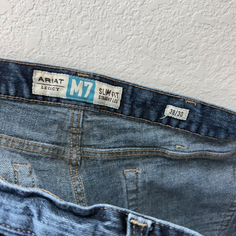 Ariat Legacy M7 Slim Fit Straight Leg Distressed Denim Blue Jeans Mens sz 38x30 - Picture 2 of 7